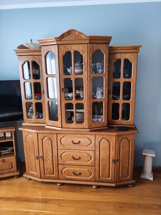 Solidny kredens z Kalwarii