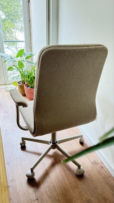 Cadeira escritório IKEA MULLFJÄLLET com braços