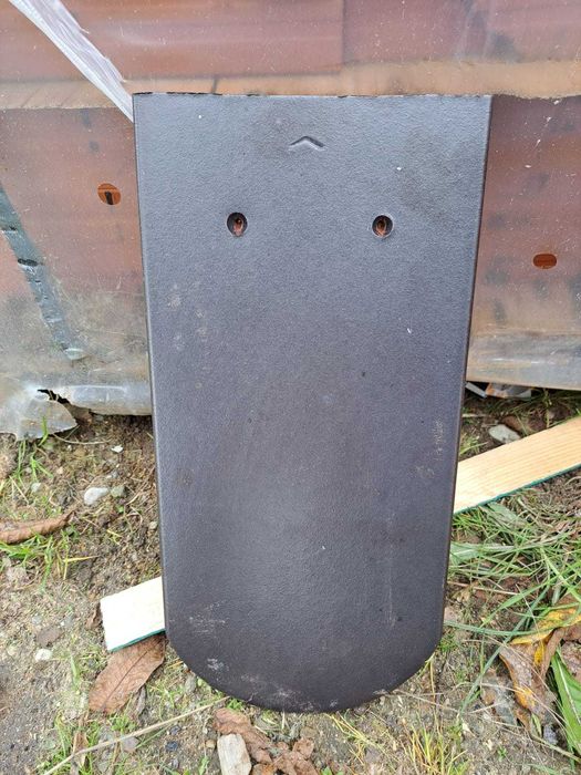 Dachowka karpiowka antracyt angoba