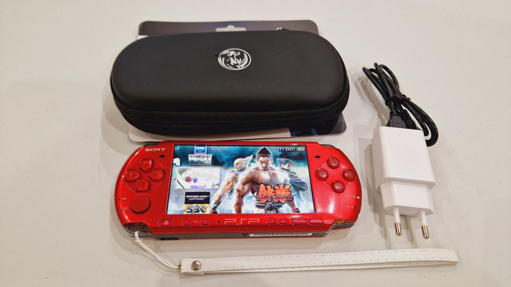 Sony PSP-3000 64гиг +135игр+ чехол!