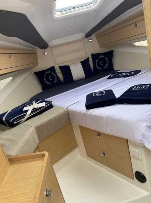 Łódź motorowa Parker VOYAGER 850VR