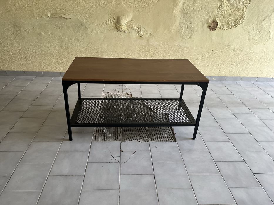 mesa de centro IKEA FJÄLLBO