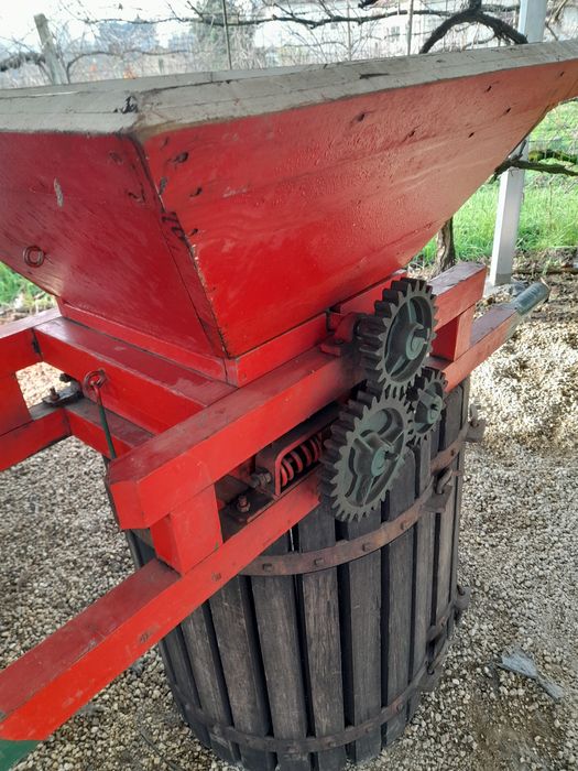 Vendo pisadeira manual