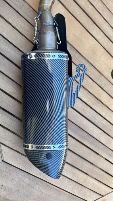Panela Escape réplica AKRAPOVIC