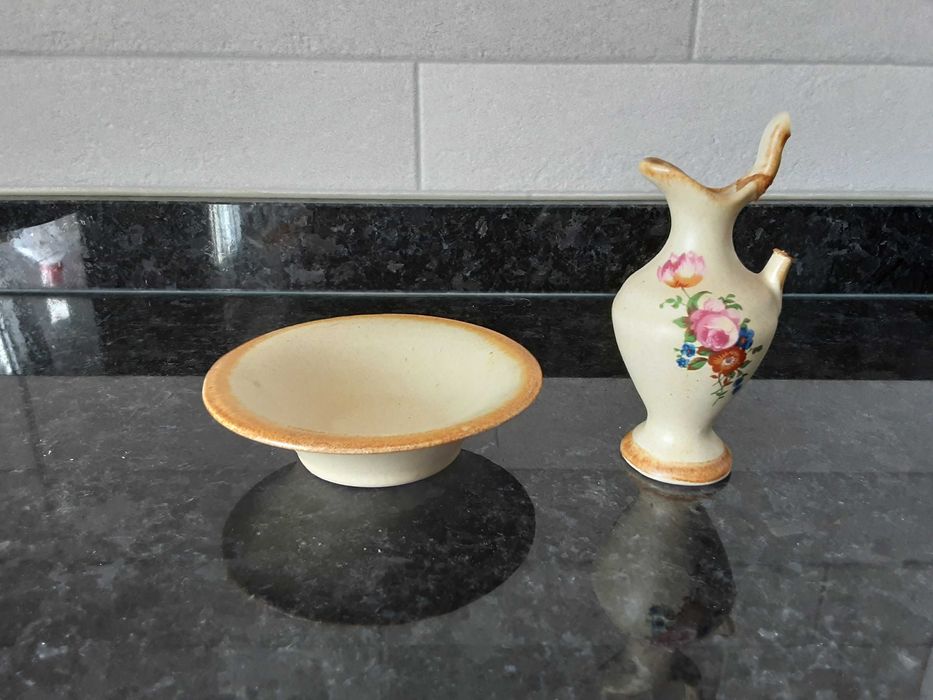 Pequeno "Lavatório" com Prato - Recordação de Vieira de Leiria