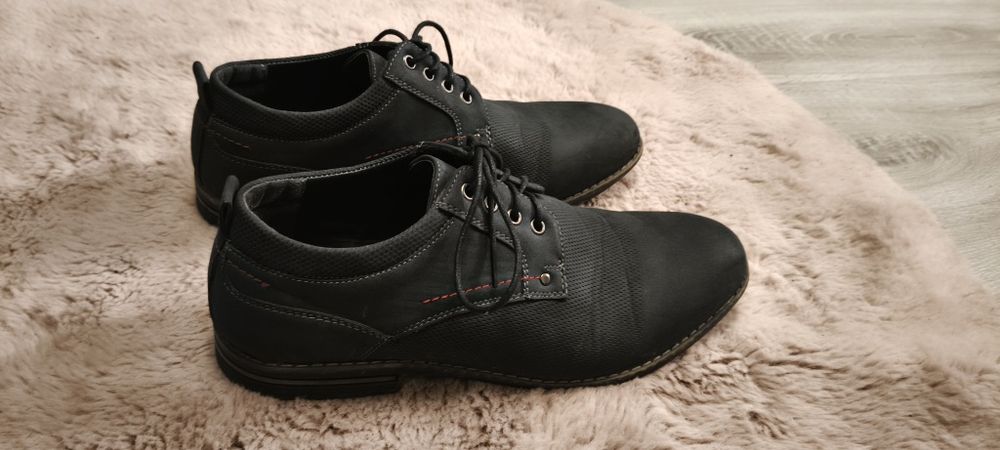 Obuwie wizytowe męskie