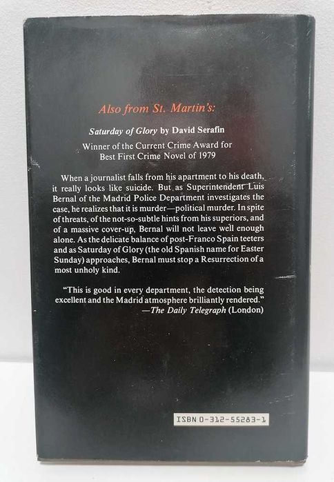 Livro - Murder at Buckingham Palace (edição inglesa)