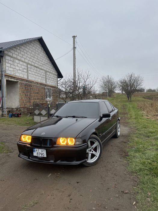 Продам BMW e36 м52 б20