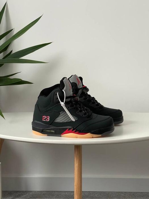 Чоловічі Jordan 5 Retro Black Gore-Tex чорні зимові люкс