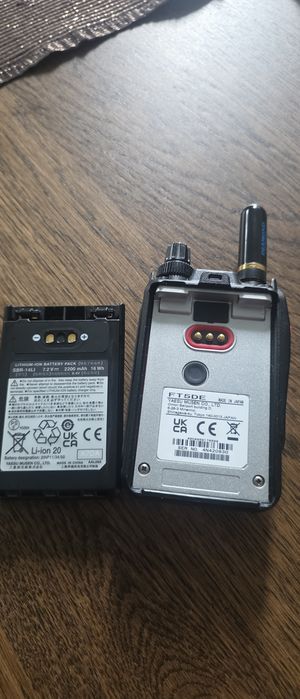 Yaesu FT5DE  bdb