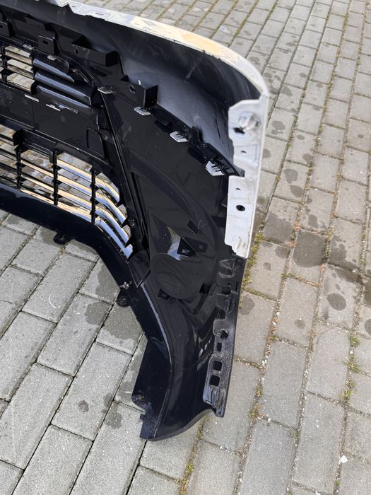 Pára-choque Toyota Proace verso disponível