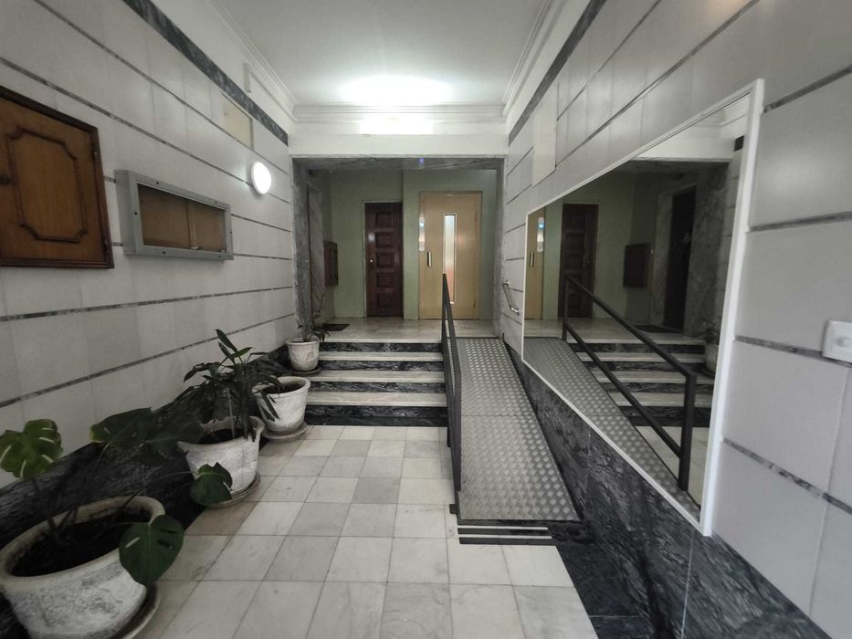 Apartamento T3 - renovação total - Quinta da Piedade