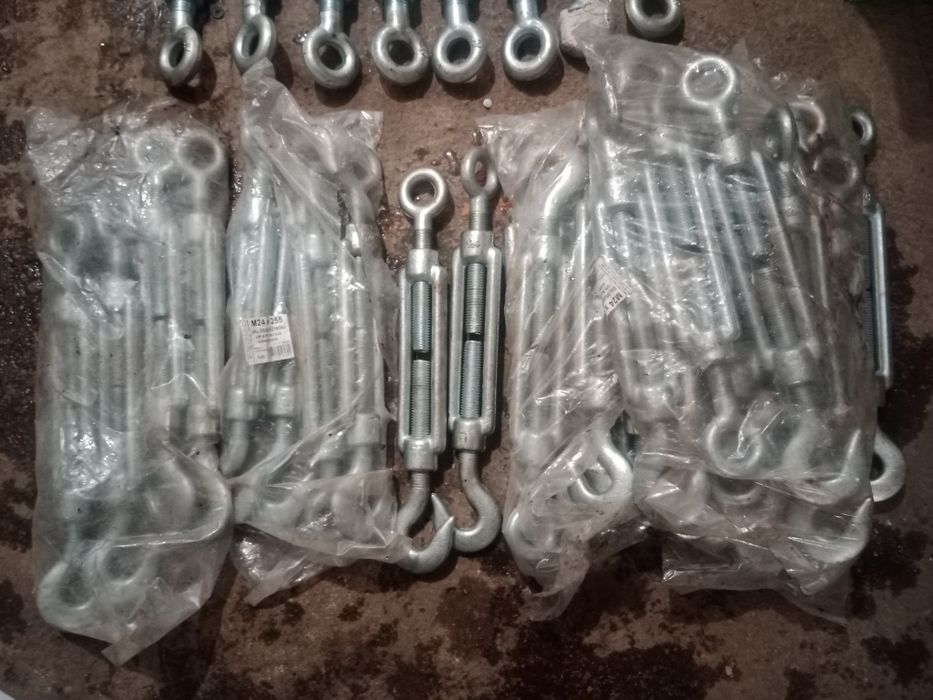 Śruba rzymska M 24.