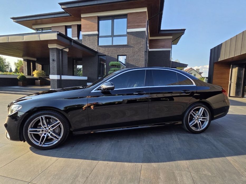Продаю Mercedes-Benz E 220d