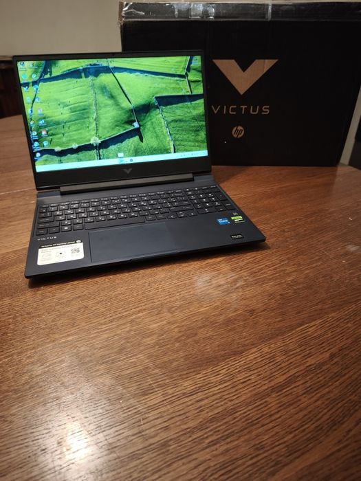 Ноутбук 15.6" HP Victus 15-FA0033DX i5-12450H 24/512 144Hz RTX3050 NEW