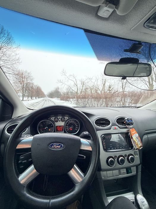 Ford focus 2 rest