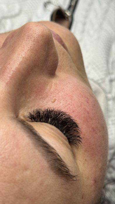 Наращивание ресниц от классики до мега объемов