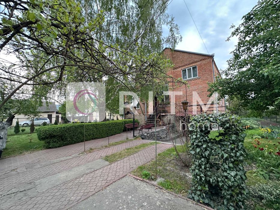 Продається будинок у місті Луцьк за вул. Малоомелянівський провулок
