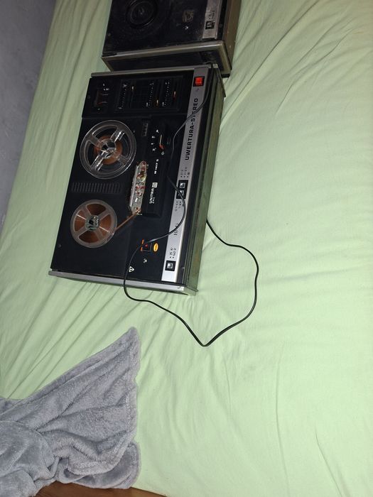 Magnetofony szpulowe.