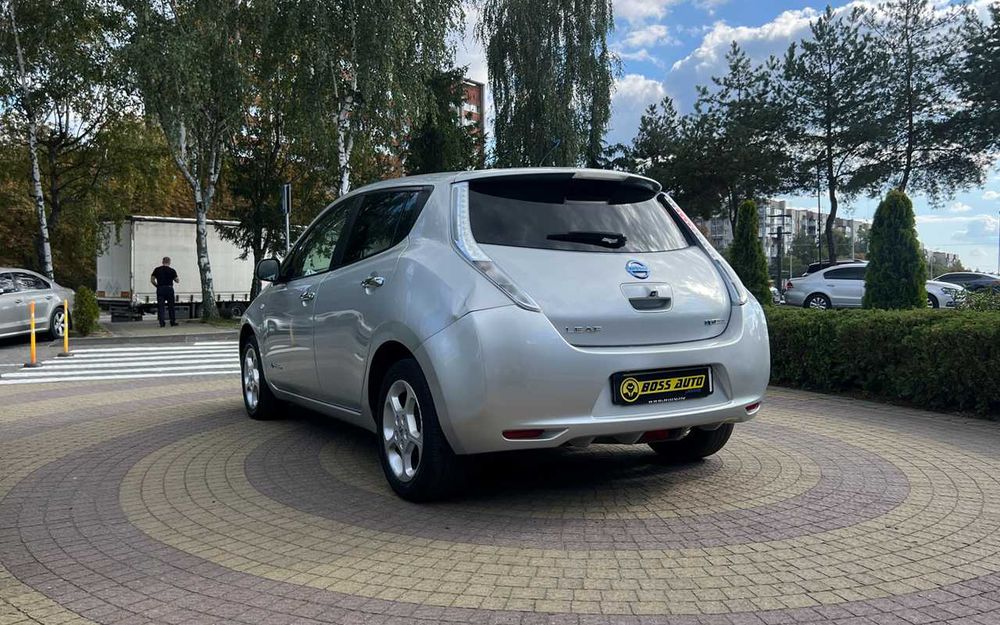 Nissan Leaf 2012