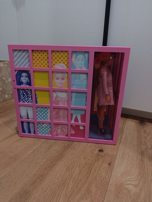Wymarzona szafa na ubranka Lalka GBK10 Barbi zestaw modowy