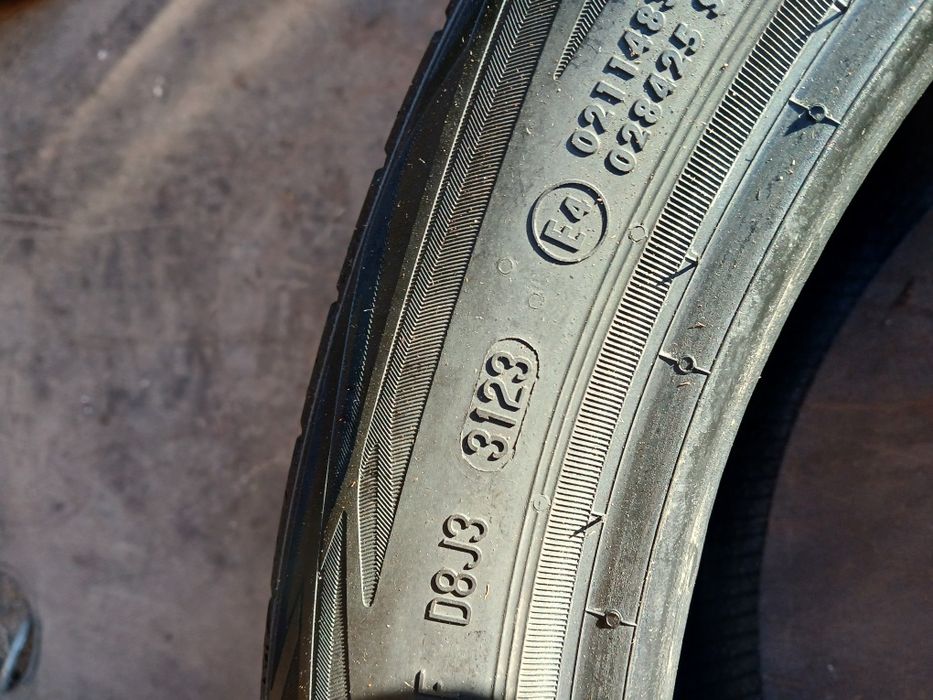 Opony Continental  225/46 R18