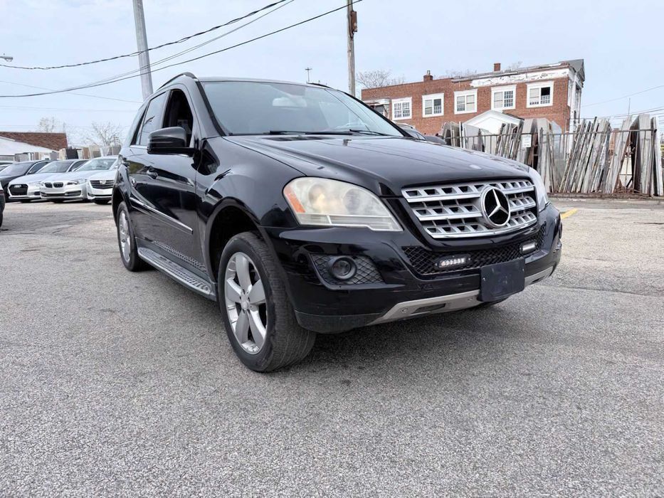 Mercedes-Benz M-Class ML 350 4MATIC      2011