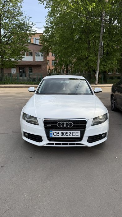 Ауді а4 в хорошому стані