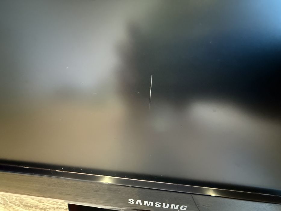 Продам монитор с ТВ тюнером Samsung P2370HD