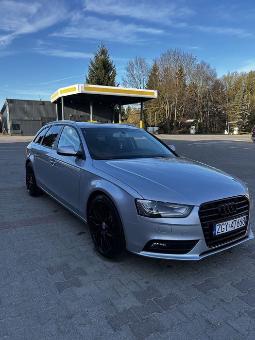 Sprzedam audi a4b8 z 2014r