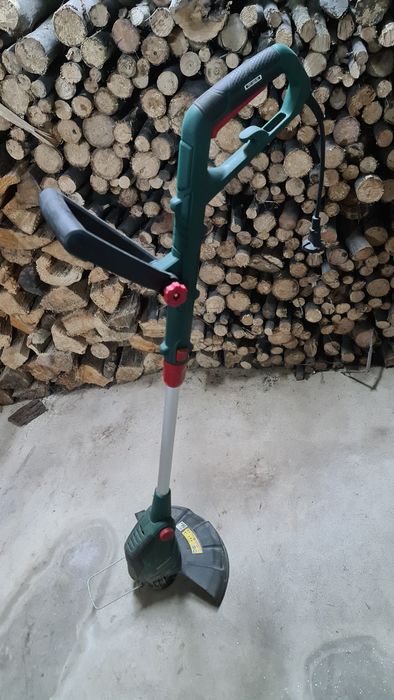 Cortador electrico de relva ou erva de fio