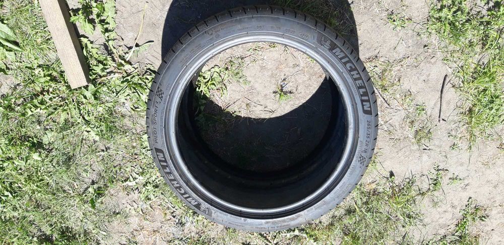 Opony letnie 265/35/18 97Y Michelin Pilot Sport 4