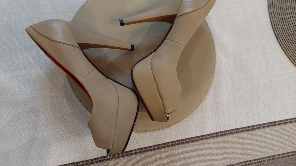 Nowe buty szpilki