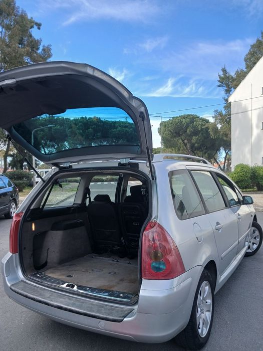 Peugeot 307 de 7 lugares 2004 gasolina super económico  ac carregado