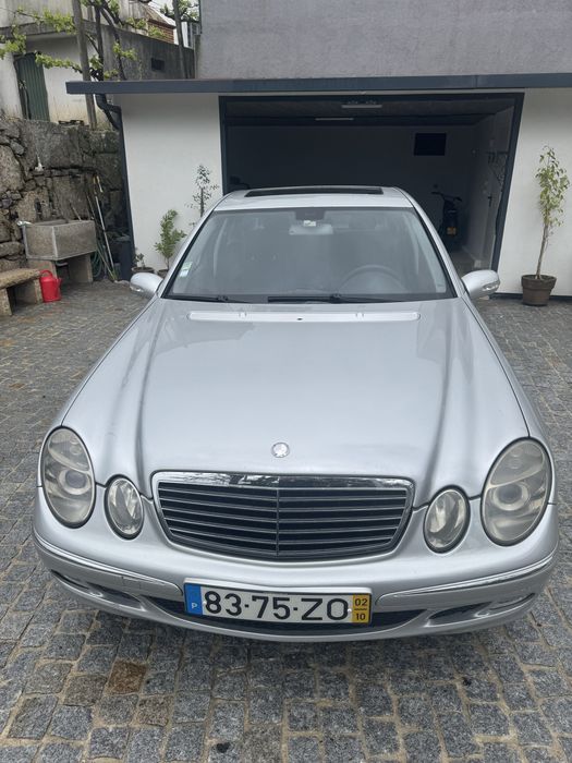 Mercedes benz E220 foto 2