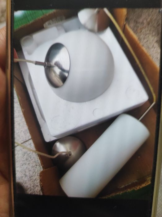 3 candeeiros 5€ cada para sair rápido