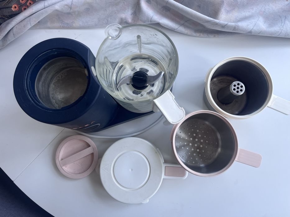 Беаба пароварка і блендер для прикорму