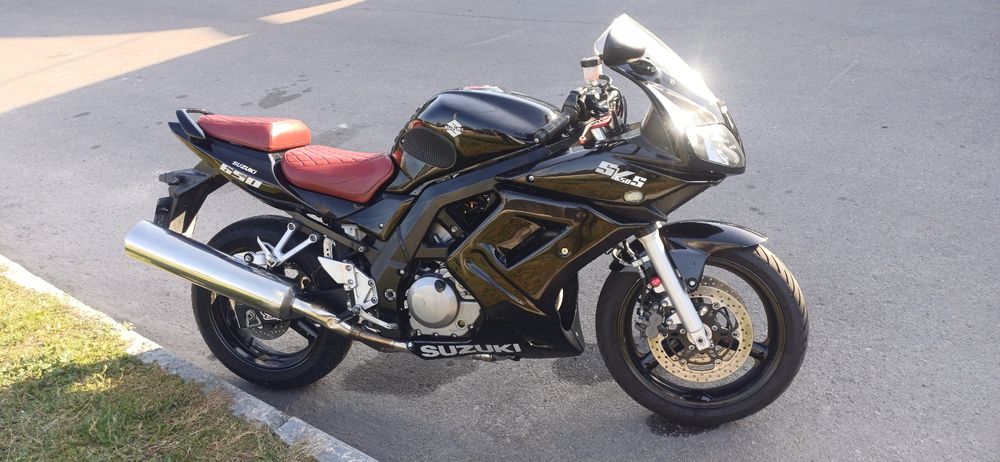 Suzuki SV650S на повному бойовому !!!