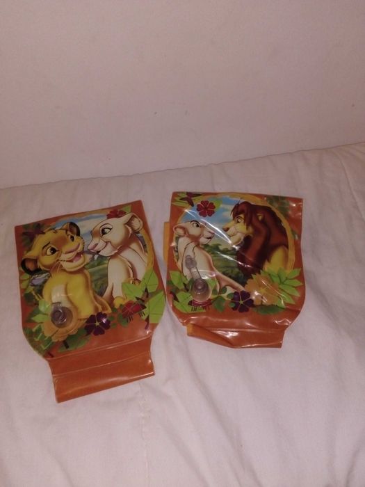 Touca, óculos de natação e braçadeiras criança