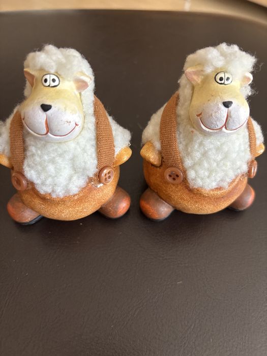 Dwie figurki baranka / owcy