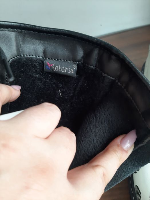 583 NOWE białe trapery a'la Martens w grochy 41