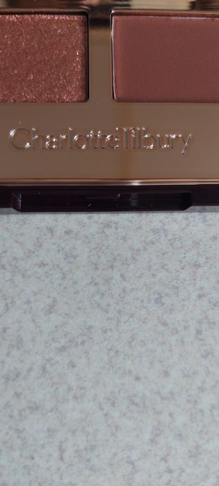 Charlotte Tilbury- paleta cieni