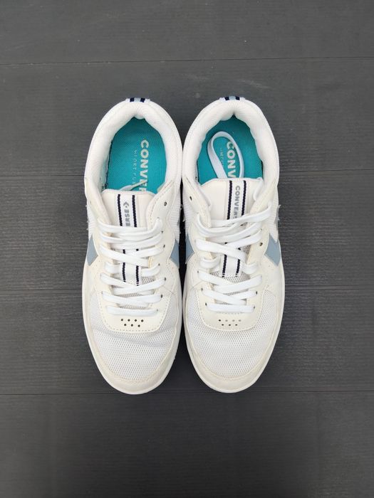 Sapatilhas Converse Unissexo 40, branco e azul claro, edição limitada.