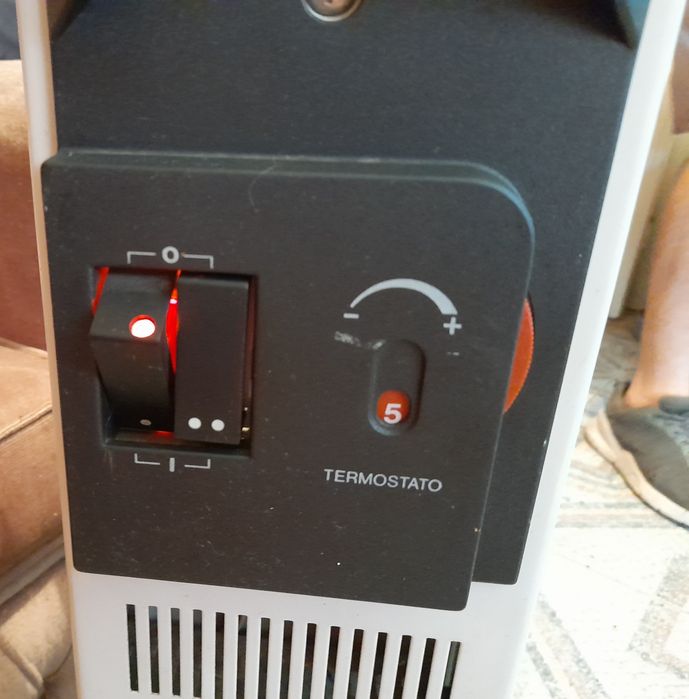 Aquecedor a óleo com rodas - usado