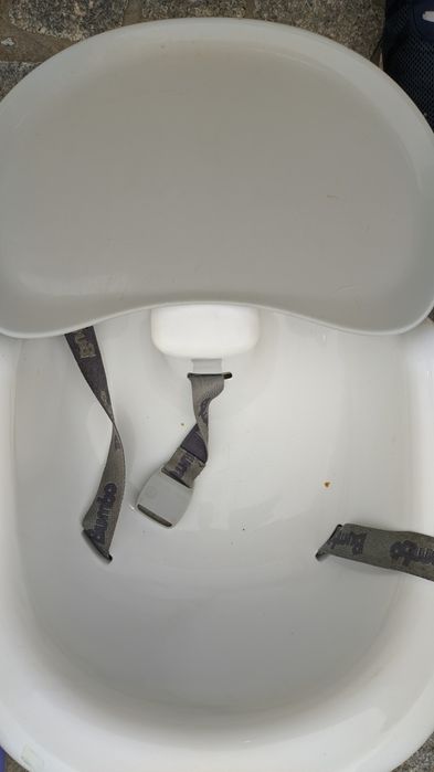 Banco/cadeira de bebé para refeições