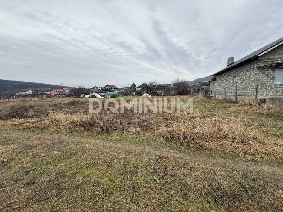 Продаж земельної ділянки під будівництво