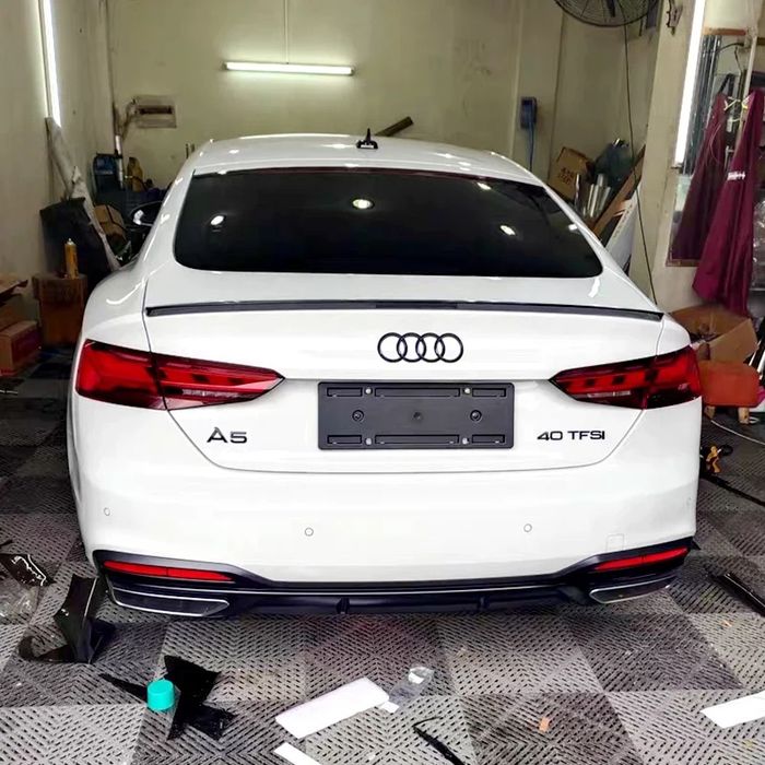 Audi A5 F5 Lotka Spoiler Dokładka 3/5 Drzwi Czarny Połysk