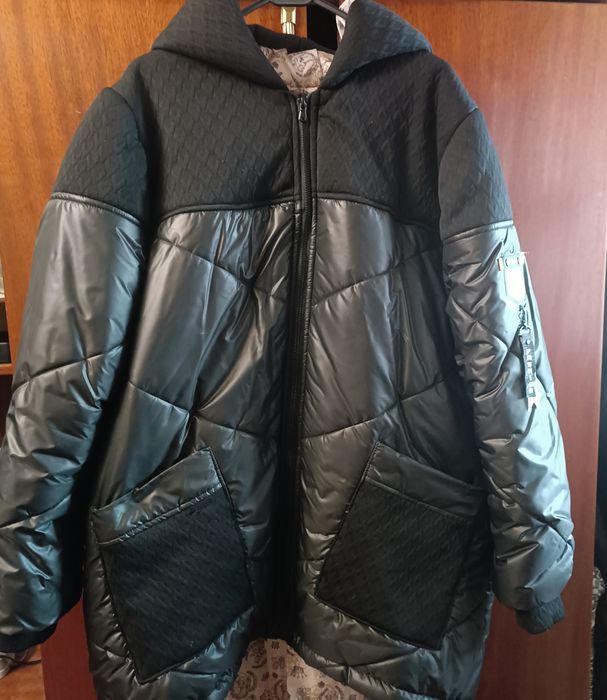 Продам зимову куртку р.56