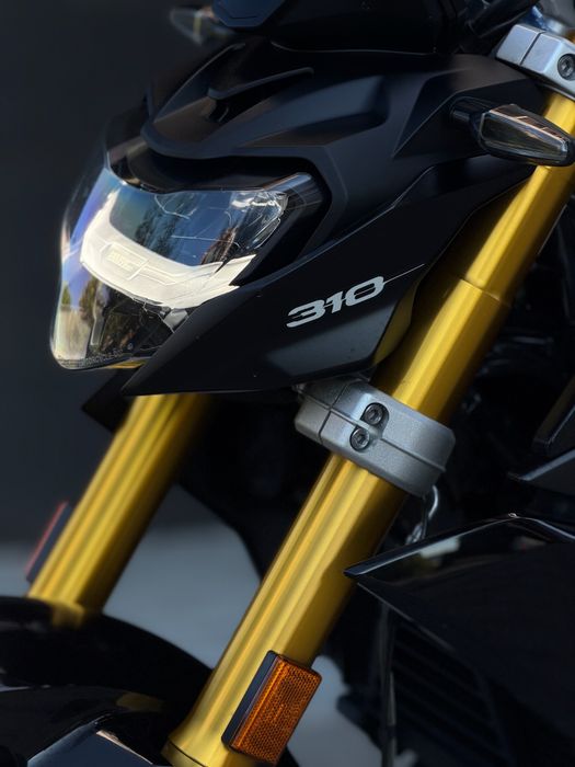 BMW G 310 R - AKRAPOVIČ!