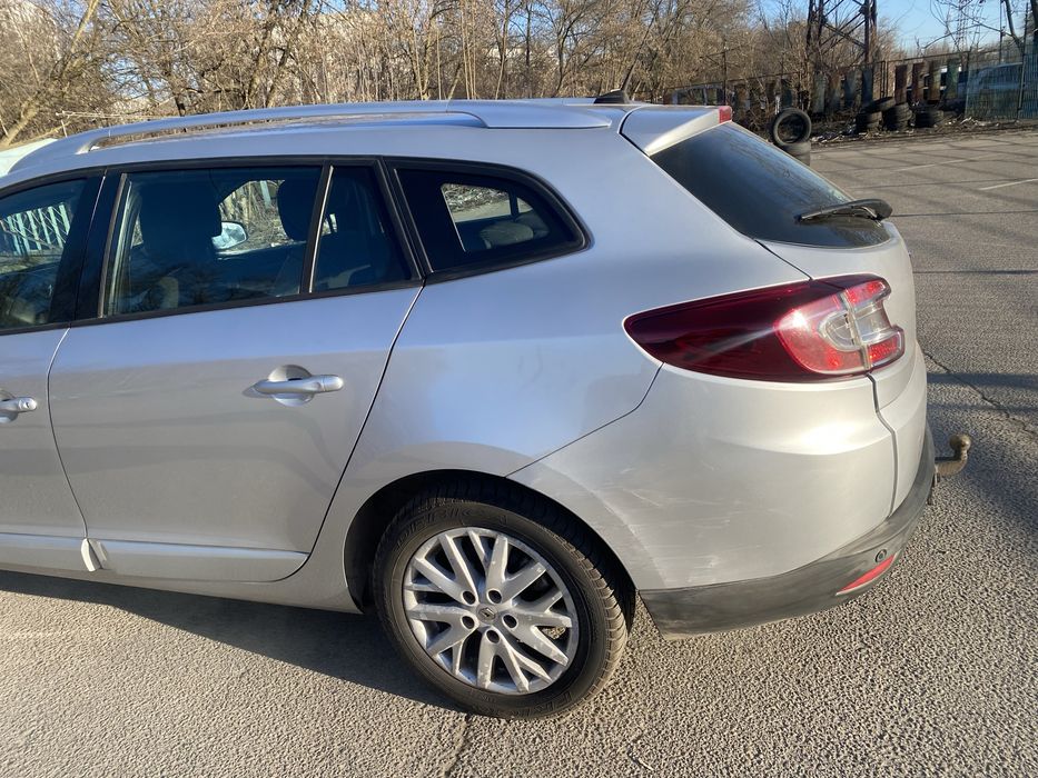 Авто легковое меган 3 дизель